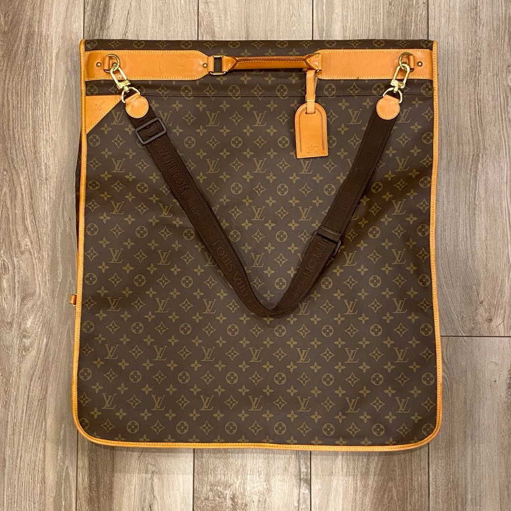 🚫SOLD🚫 LOUIS VUITTON Garment Bag - Picture 3 of 13
